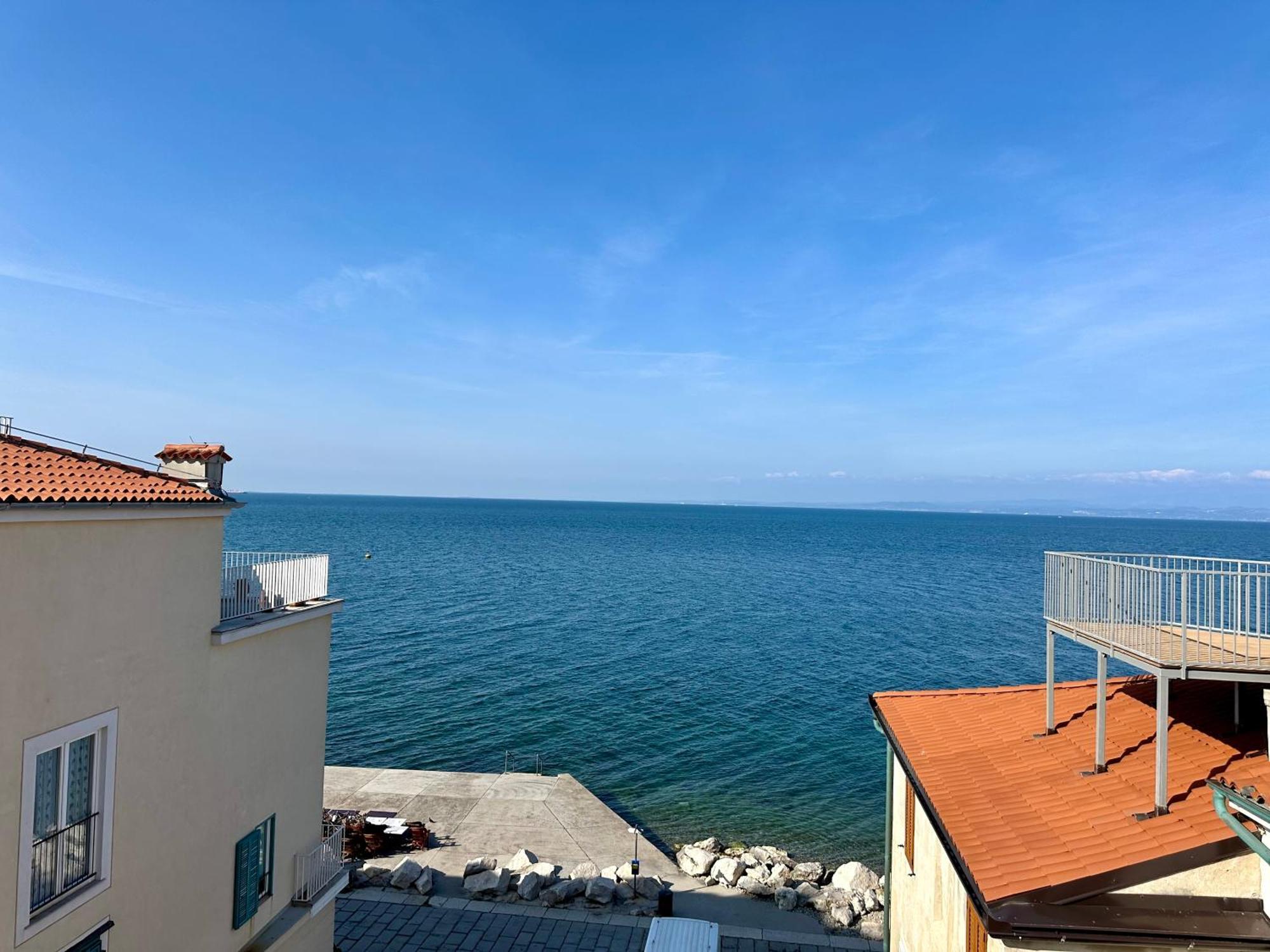 Old Galileo Terrace Apartment