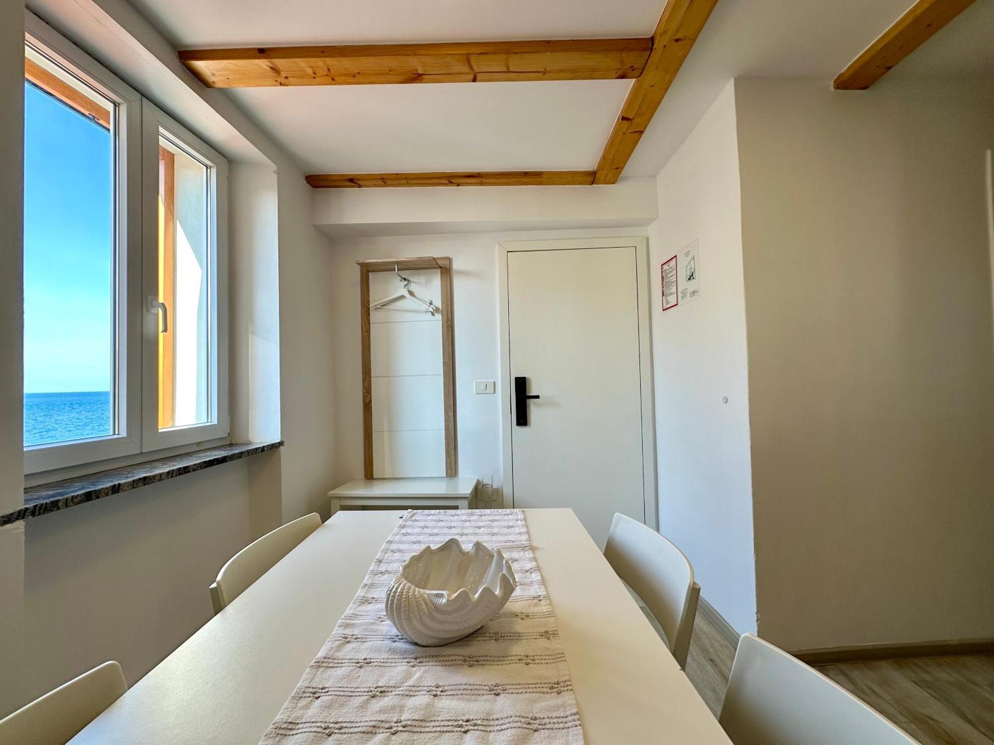 Old Galileo Terrace Apartment Piran